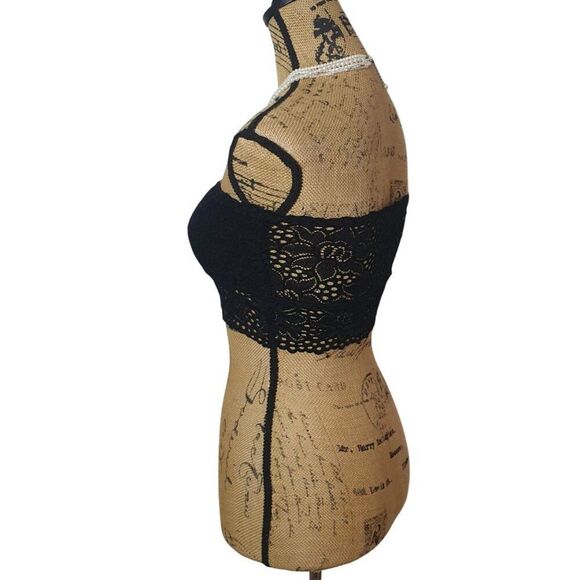No Boundaries Womens Bandeau Bralette Medium Black Lace Lightly Padded - Picture 4 of 5